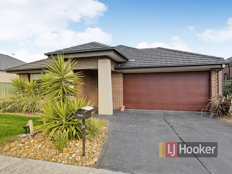 36 Park Orchard Drive, Pakenham VIC 3810