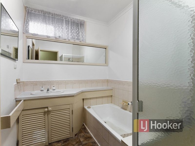 29 Sandra Court, Knoxfield VIC 3180