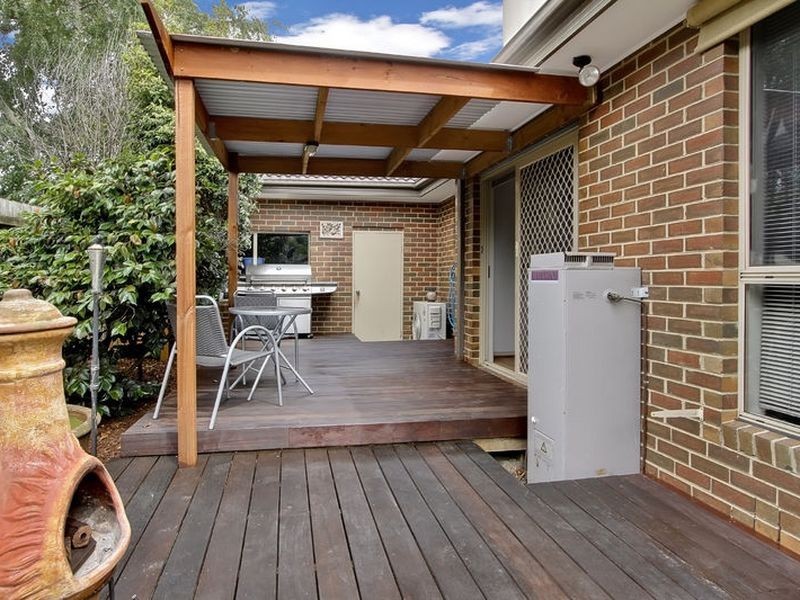 2/7 Deschamp Crescent, Rowville VIC 3178