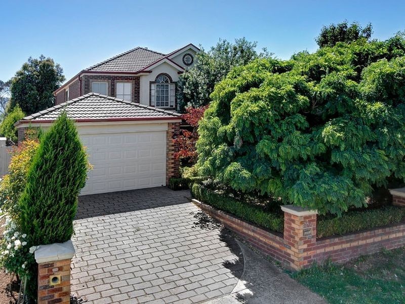 104 Fairway Drive, Rowville VIC 3178