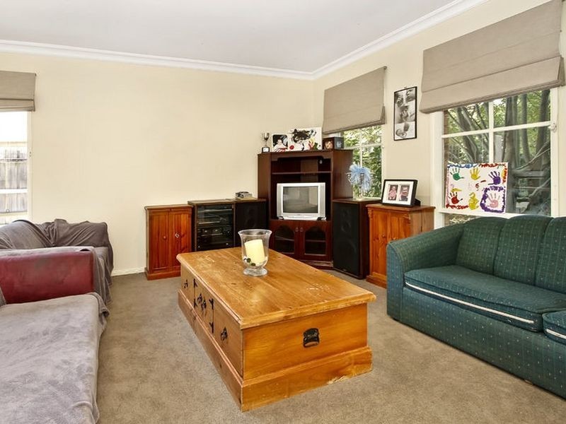 104 Fairway Drive, Rowville VIC 3178
