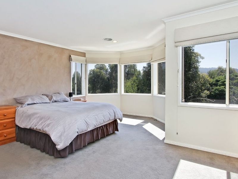 104 Fairway Drive, Rowville VIC 3178