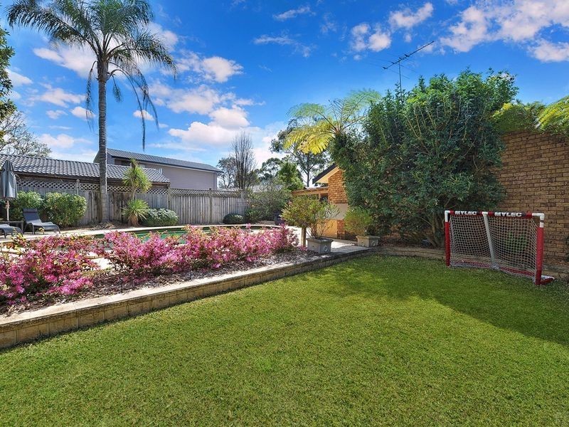 5 Western Crescent, Westleigh NSW 2120