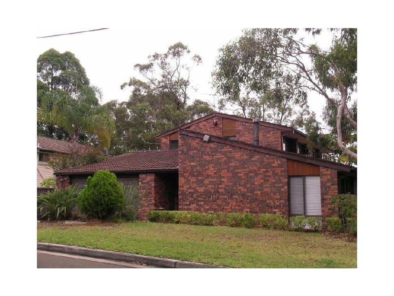 1 Barrakee Place, Westleigh NSW 2120