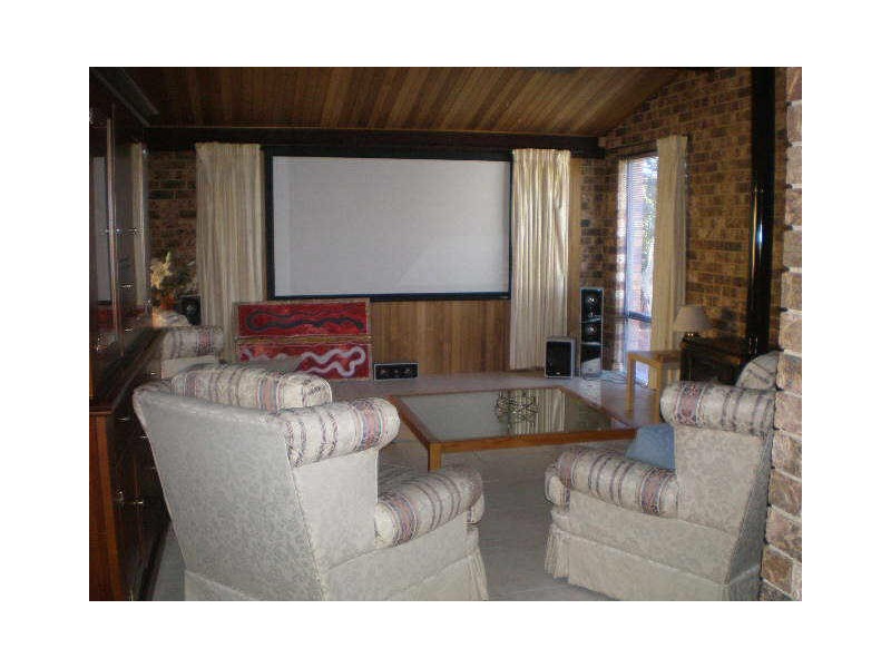 1 Barrakee Place, Westleigh NSW 2120