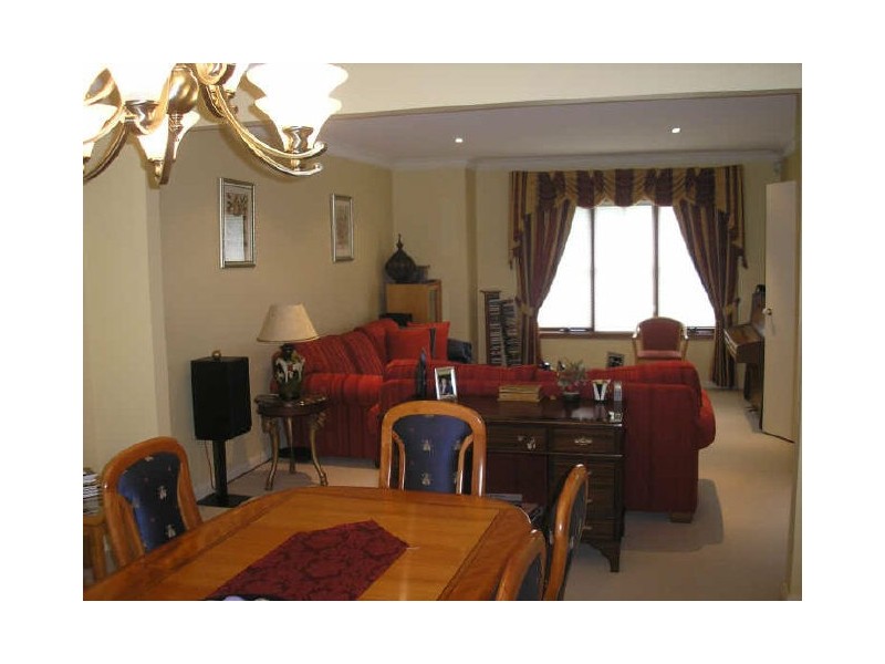 15 Compton green, West Pennant Hills NSW 2125