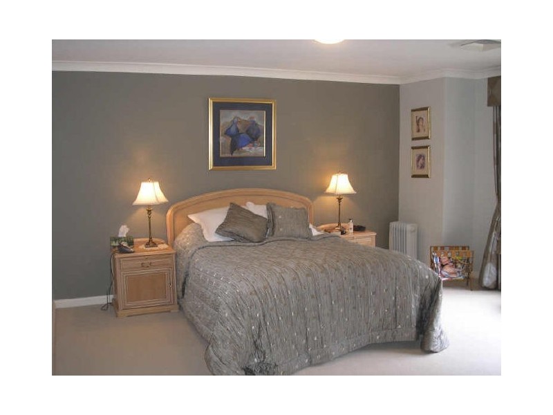 15 Compton green, West Pennant Hills NSW 2125