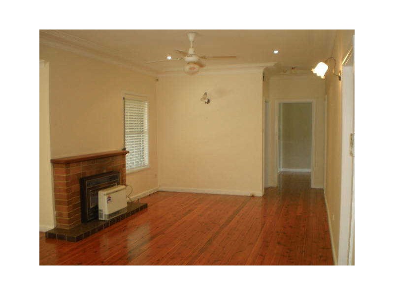 16 Adamson Avenue, Thornleigh NSW 2120