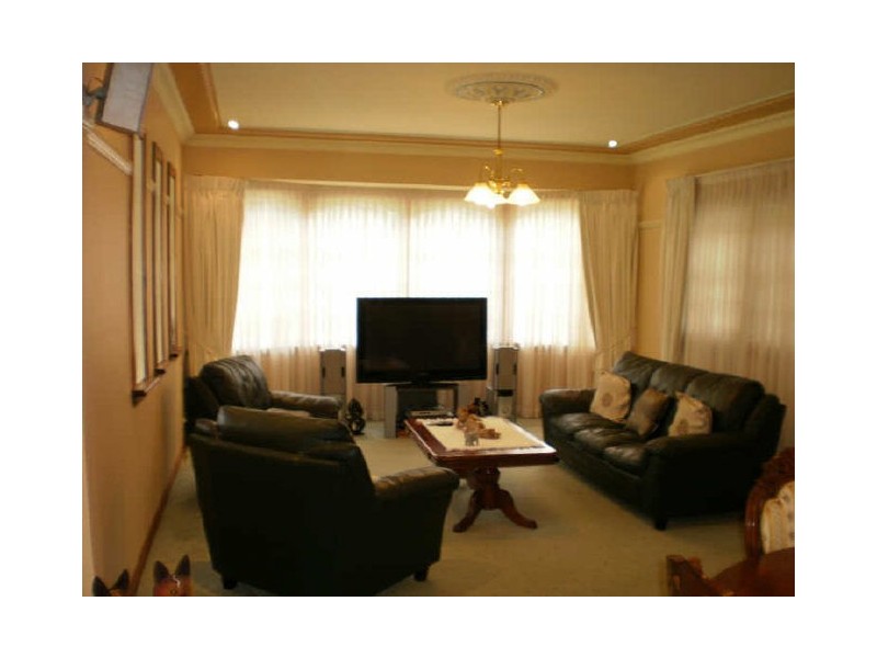 12 Wells Street, Thornleigh NSW 2120