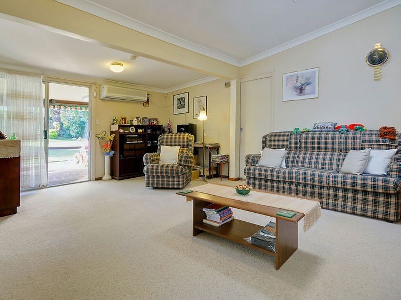 24 Lockerbie Road, Thornleigh NSW 2120