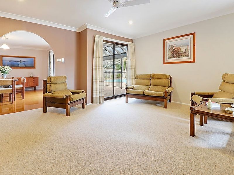 11 Western Crescent, Westleigh NSW 2120