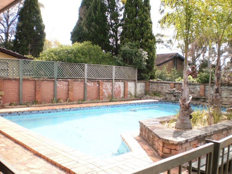 10 Tongarra Place, Westleigh NSW 2120