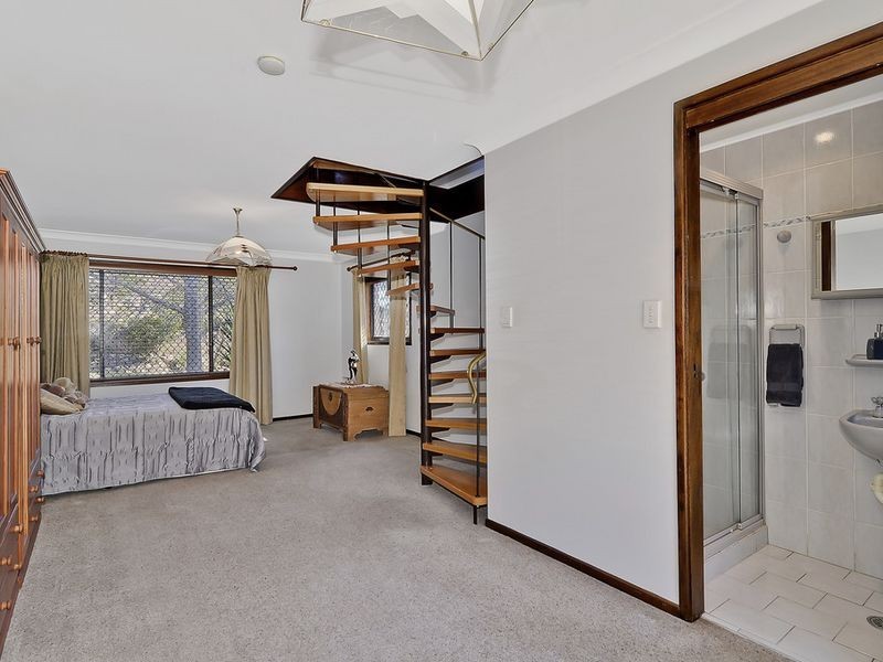 10 Akoonah Close, Westleigh NSW 2120