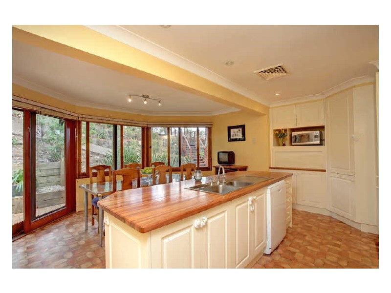 18 Higgins Place, Westleigh NSW 2120