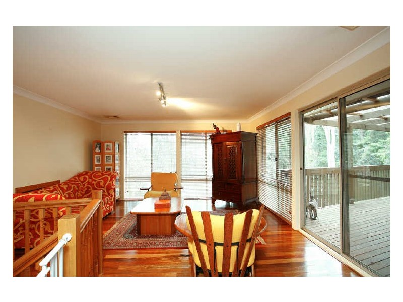 18 Higgins Place, Westleigh NSW 2120