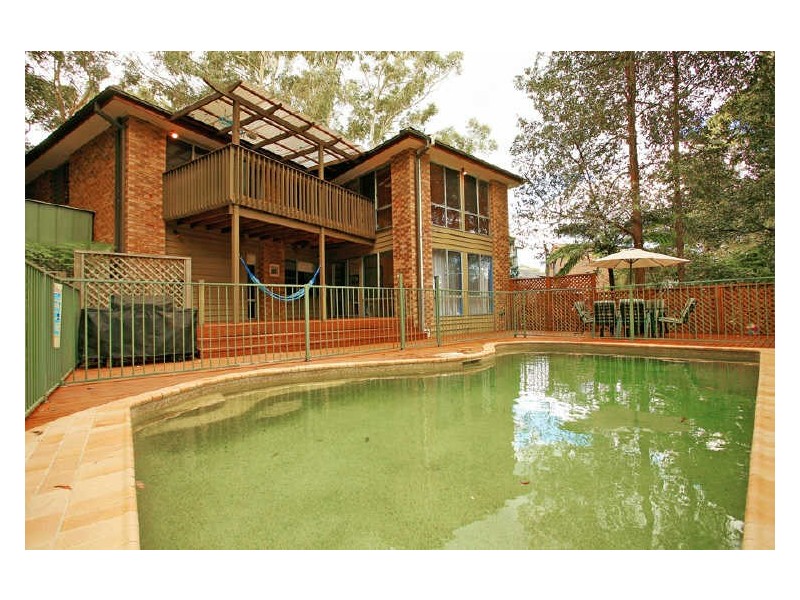 18 Higgins Place, Westleigh NSW 2120