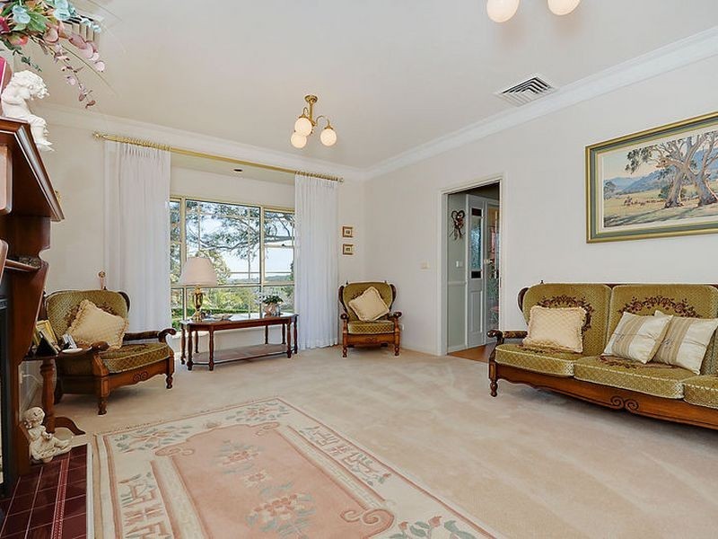 65 Silver Crescent, Westleigh NSW 2120
