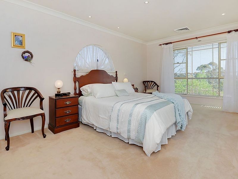 65 Silver Crescent, Westleigh NSW 2120