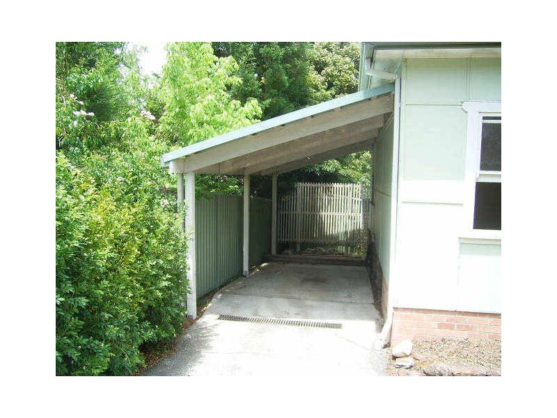 8 Hillmont Avenue, Thornleigh NSW 2120