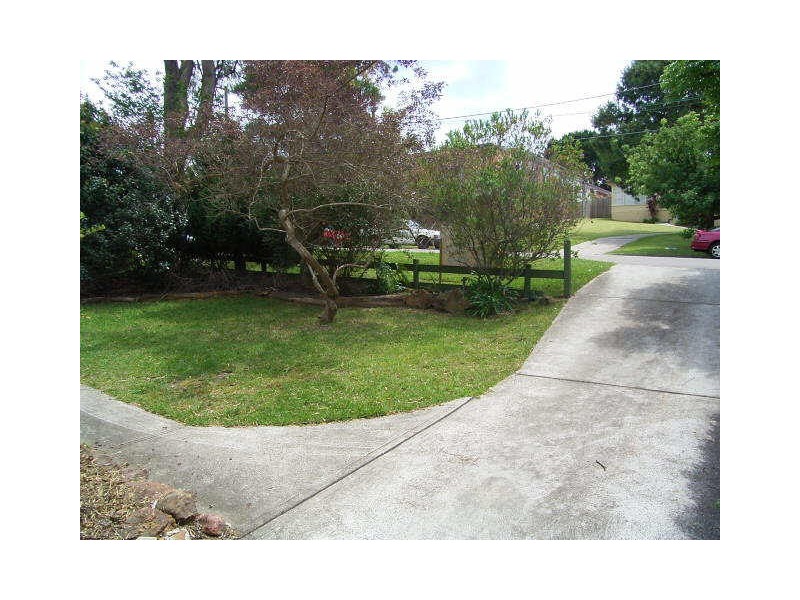 8 Hillmont Avenue, Thornleigh NSW 2120