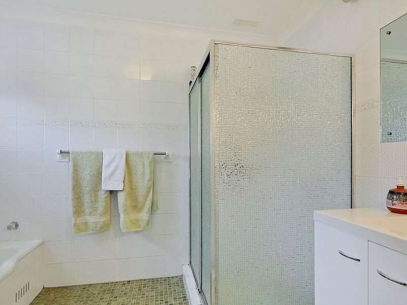 4 Spotted Gum Road, Westleigh NSW 2120