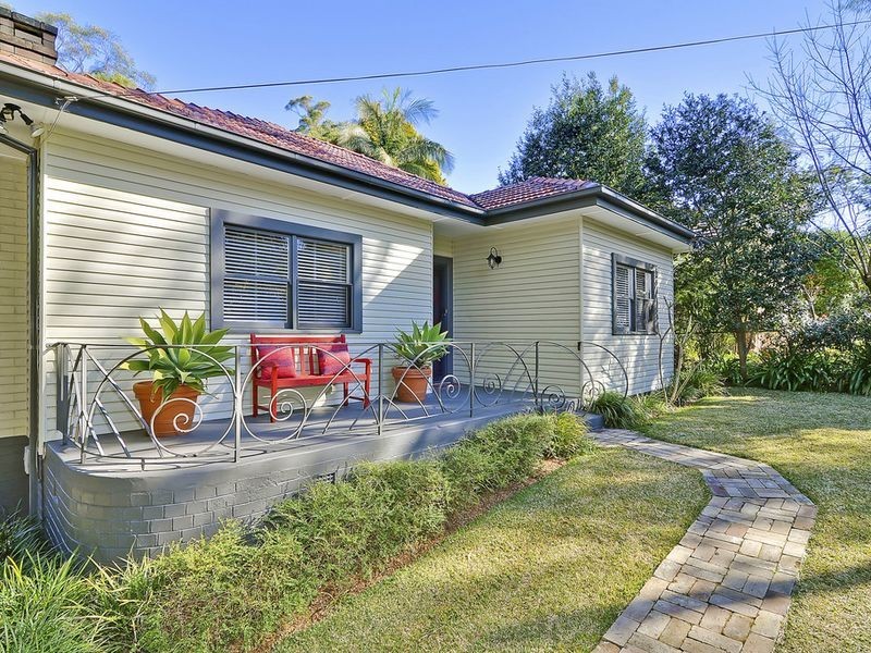 19 Oakleigh Avenue, Thornleigh NSW 2120