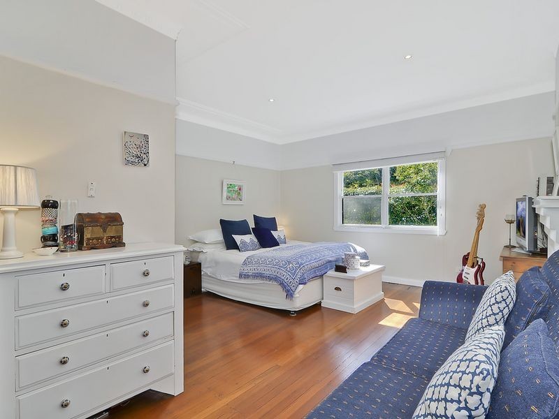 19 Oakleigh Avenue, Thornleigh NSW 2120