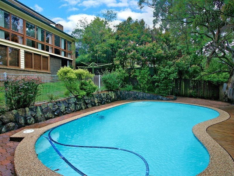 36 Silver Crescent, Westleigh NSW 2120