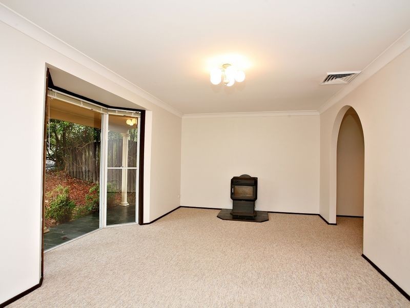 31 Silver Crescent, Westleigh NSW 2120