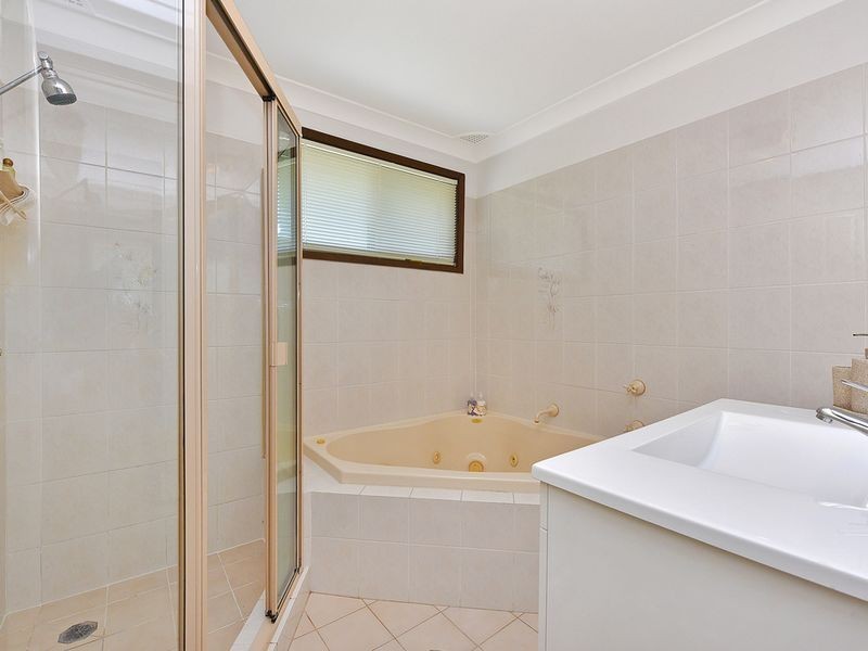 36 Silver Crescent, Westleigh NSW 2120