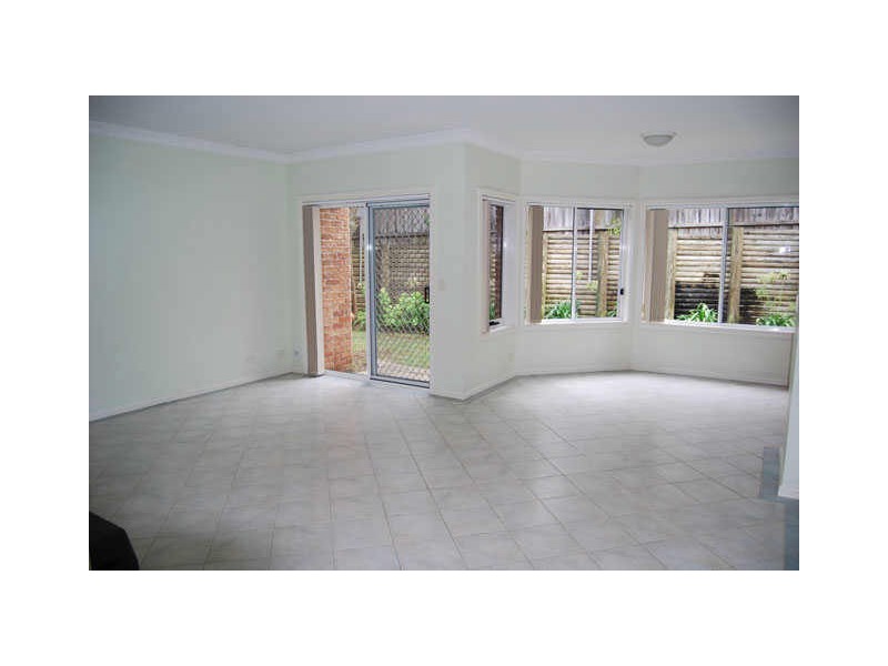 2/3 Rivertop Close, Normanhurst NSW 2076