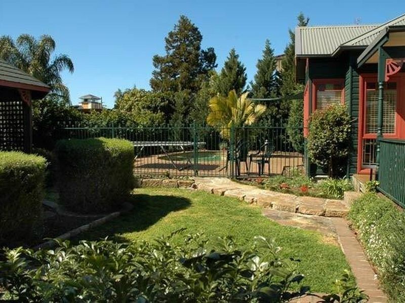 9 Station Street, Thornleigh NSW 2120