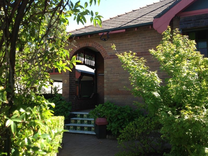 9 Station Street, Thornleigh NSW 2120