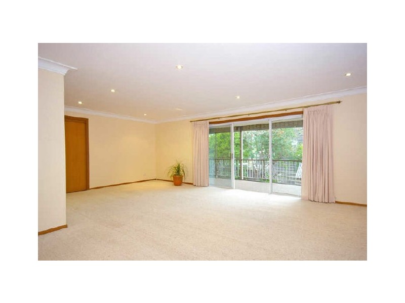 25 New Farm Road, West Pennant Hills NSW 2125