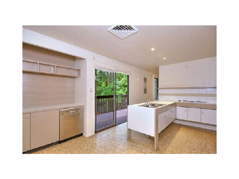 5 Duneba Drive, Westleigh NSW 2120