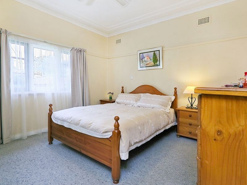 2 Goodlands Avenue, Thornleigh NSW 2120