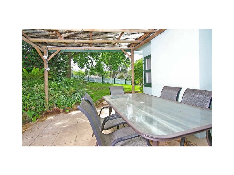 42 Pomona Street, Pennant Hills NSW 2120