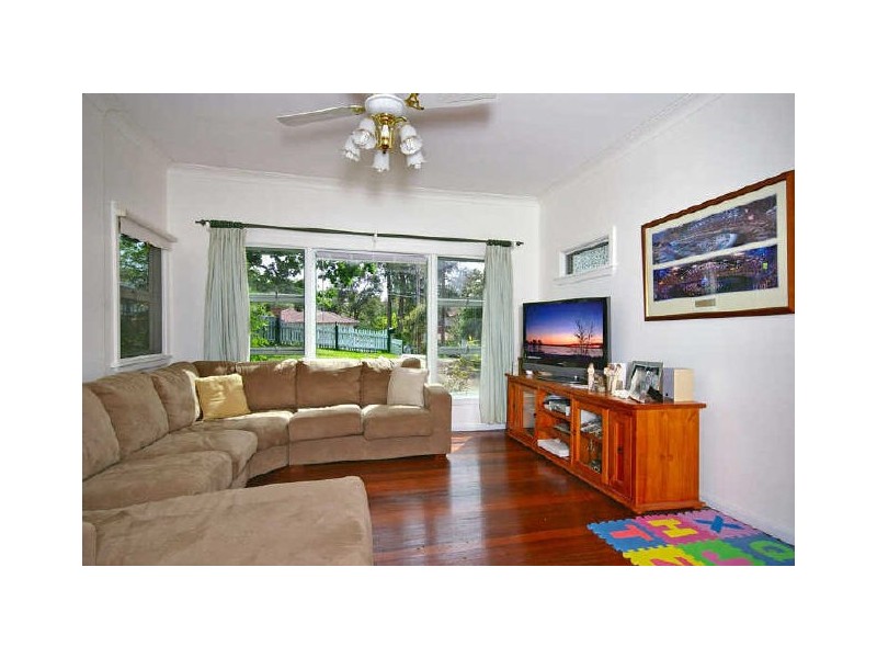 42 Pomona Street, Pennant Hills NSW 2120