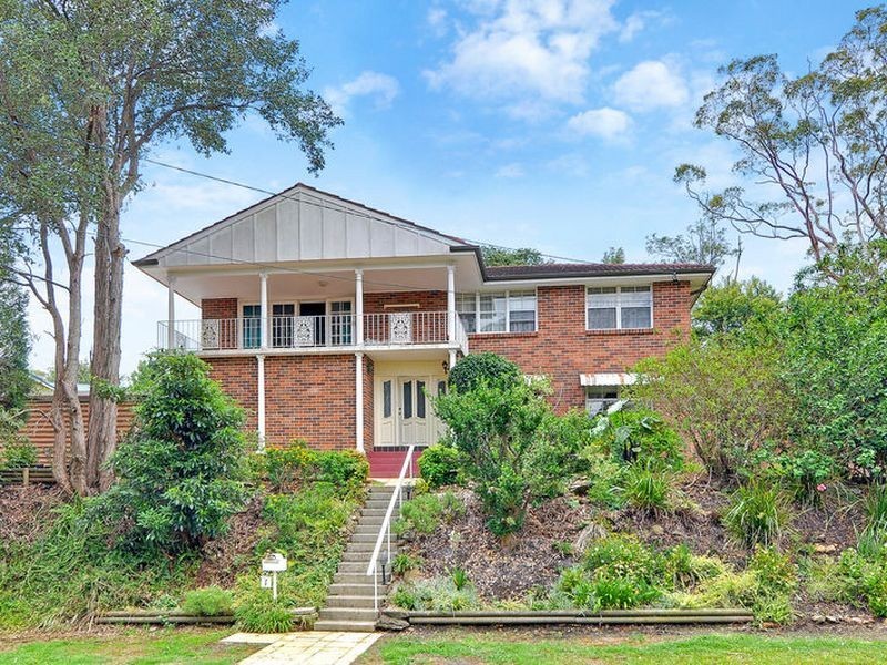 1 Wanawong Drive, Thornleigh NSW 2120