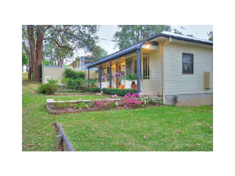 8 Lovett Street, Thornleigh NSW 2120