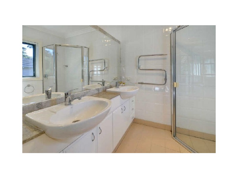 11/8A Hampden Road, Pennant Hills NSW 2120