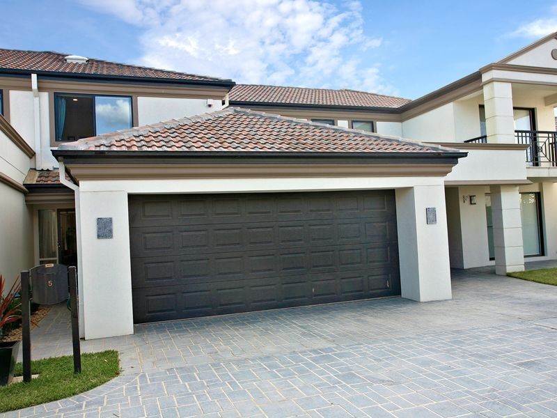 5 Poinsettia Way, Thornleigh NSW 2120