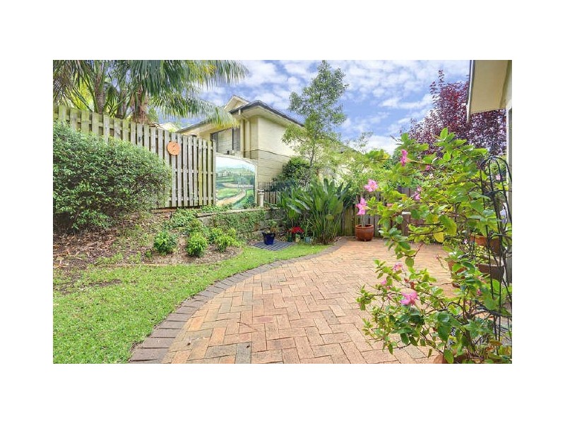 18/8A Hampden Road, Pennant Hills NSW 2120