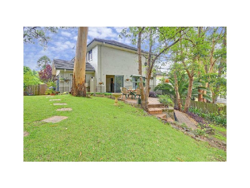 18/8A Hampden Road, Pennant Hills NSW 2120