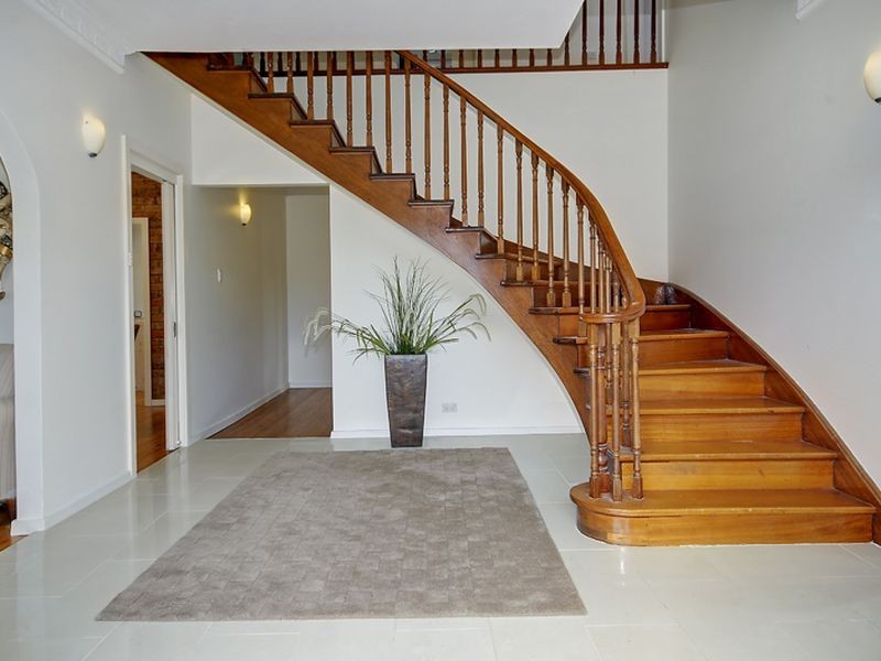 9 Eucalyptus Drive, Westleigh NSW 2120