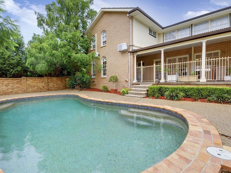 9 Eucalyptus Drive, Westleigh NSW 2120