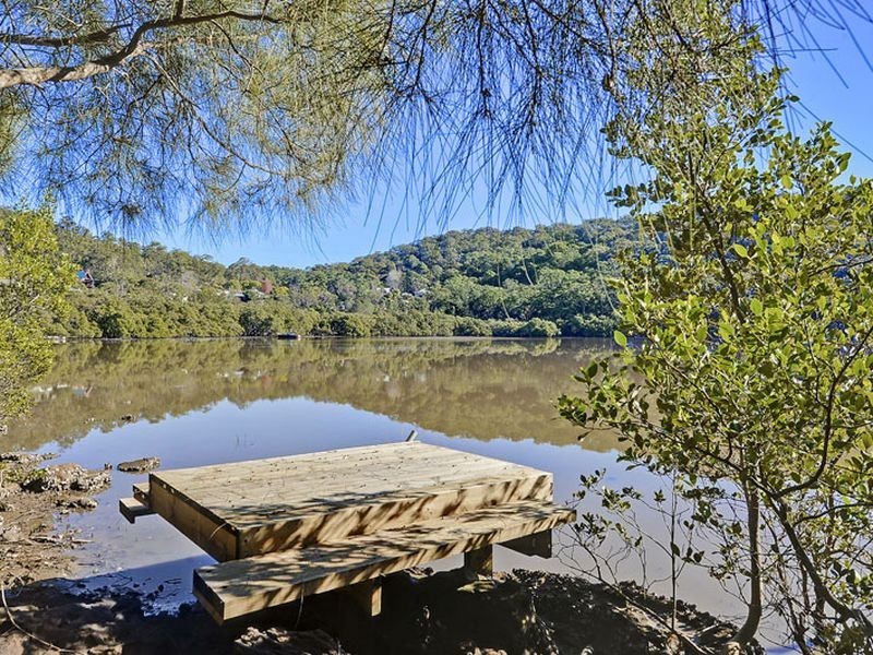 74 Point Road, Mooney Mooney NSW 2083