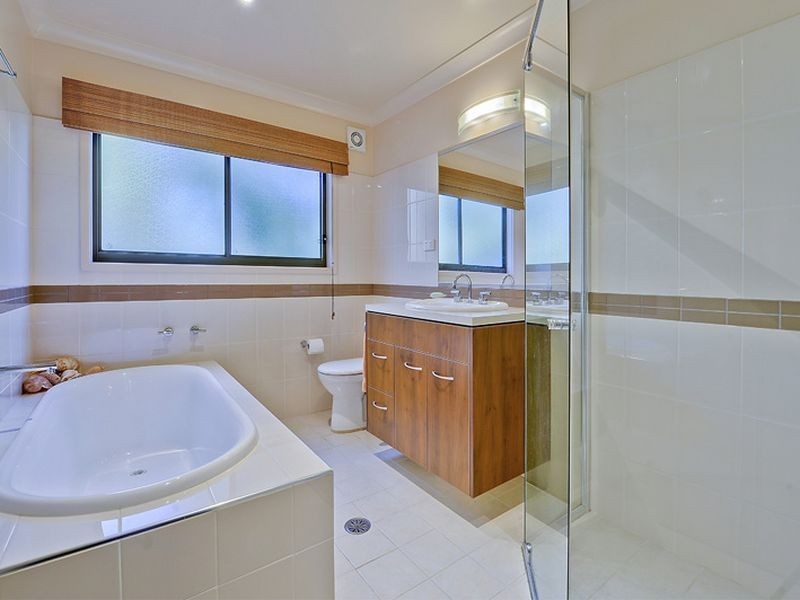 74 Point Road, Mooney Mooney NSW 2083