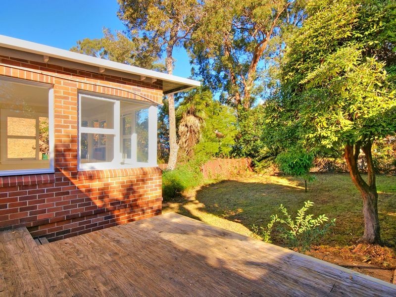 11 Hillcrest Road, Pennant Hills NSW 2120