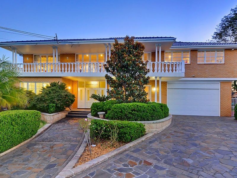 11 Castle Circuit, Westleigh NSW 2120